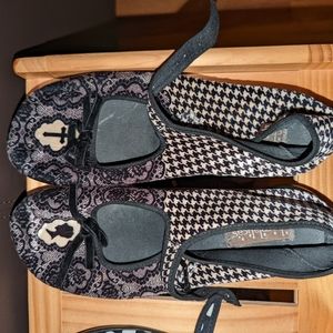 Hot Chocolate Shoes, Mary Jane Flats